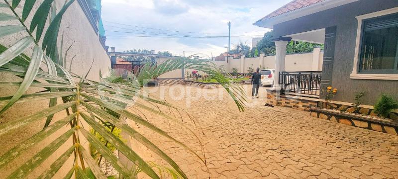 1 bedroom mini flat  Apartment for rent Kiwatule Kampala Central Kampala Central - 5