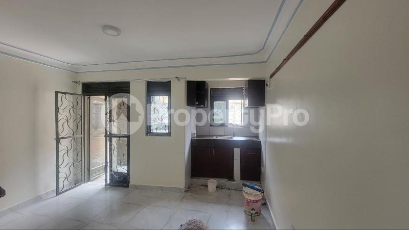 1 bedroom mini flat  Villa for rent Kitukutwe  Kira Wakiso Central - 3