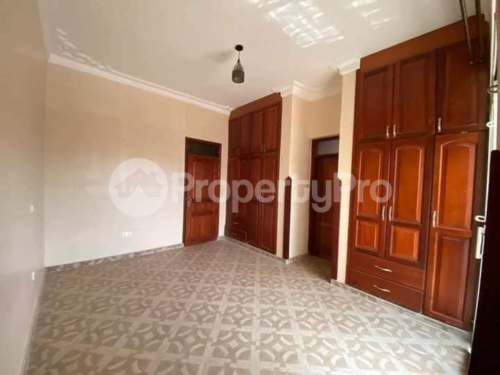 3 bedroom Apartment Block Apartment for rent kira road Kira Wakiso Central - 0