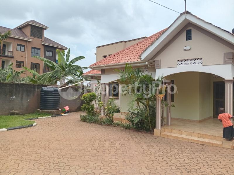 Apartment Block Apartment for rent Kyaliwajjala road Wakiso Central - 5