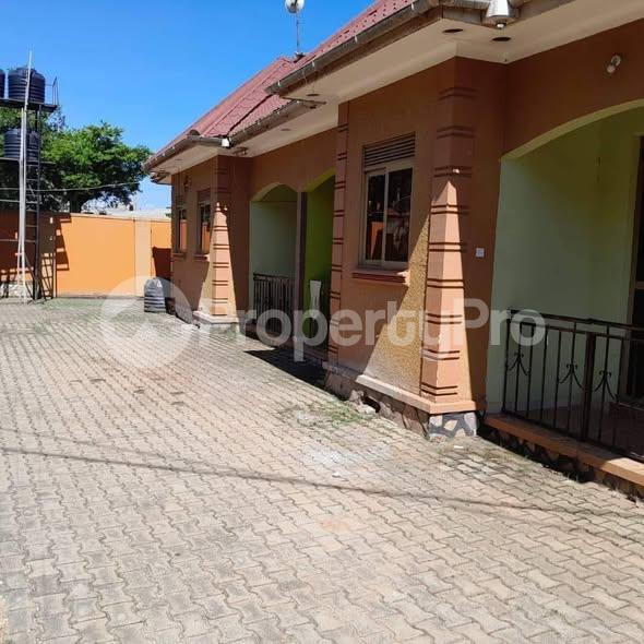 1 bedroom mini flat  Apartment Block Apartment for rent namugongo road Wakiso Central - 4