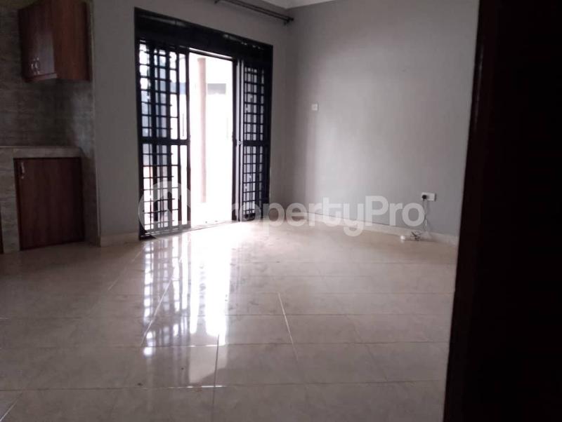 1 bedroom mini flat  Apartment Block Apartment for rent sonde road Wakiso Central - 4