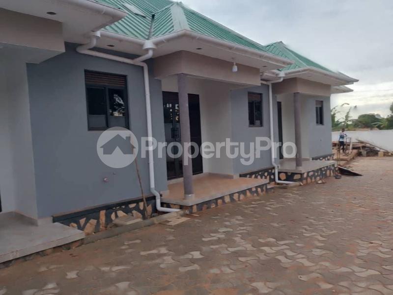 1 bedroom mini flat  Apartment Block Apartment for rent sonde road Wakiso Central - 5