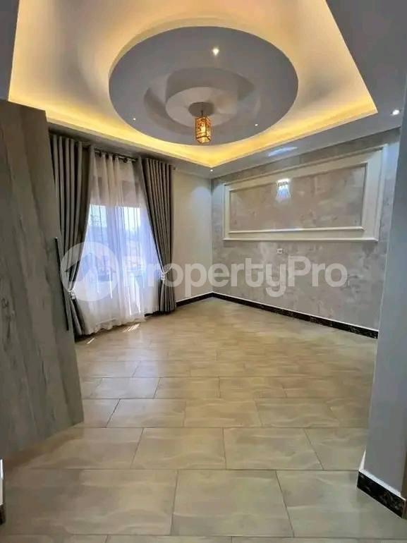 2 bedroom Apartment Block Apartment for rent zana road Wakiso Central - 8