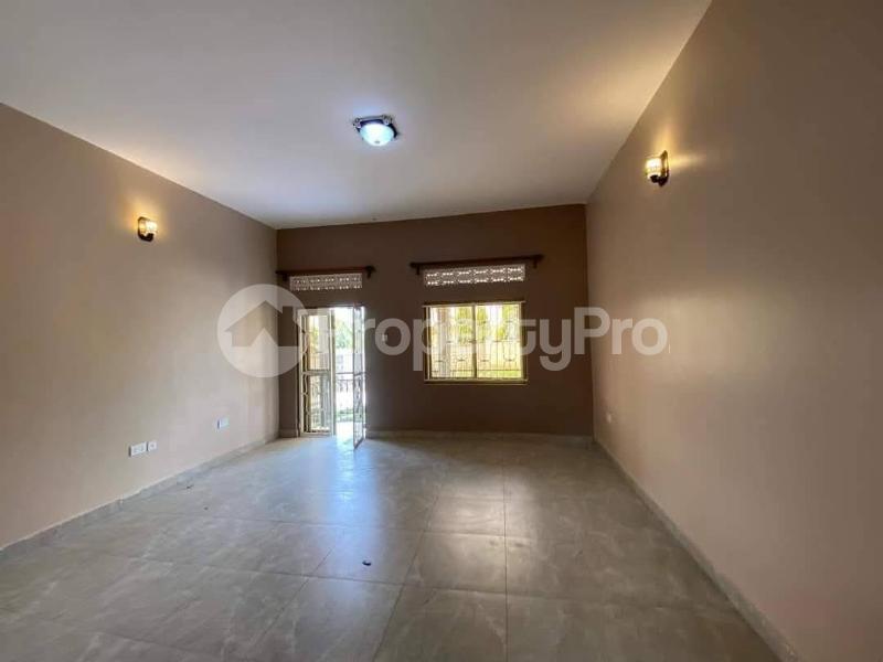 2 bedroom Apartment Block Apartment for rent Kisaasi road Kisaasi Kampala Central - 3