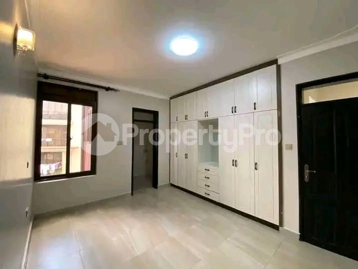 2 bedroom Apartment Block Apartment for rent Kisaasi road Kisaasi Kampala Central - 8