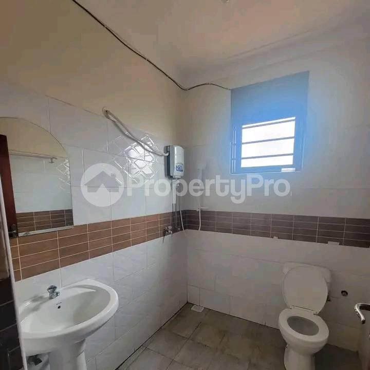 2 bedroom Apartment Block Apartment for rent kyanja road Kampala Central - 2