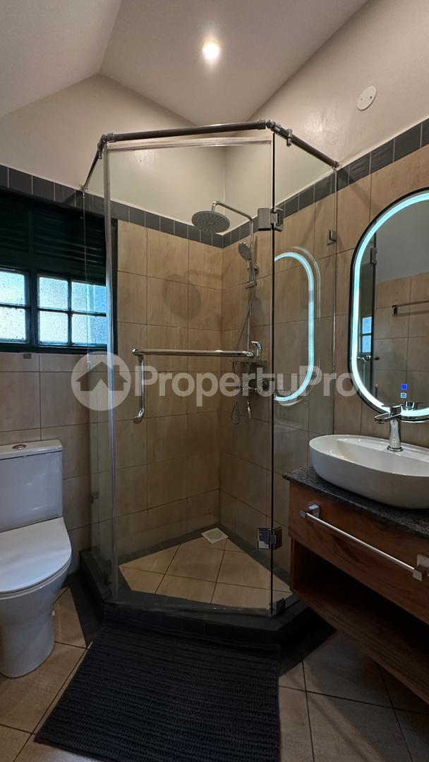 2 bedroom Apartment Block Apartment for rent Mbuya road Mbuya Kampala Central - 7