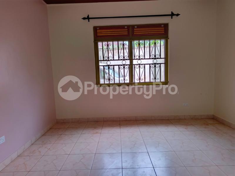 Bungalow Apartment for rent Bweyogerere road Wakiso Central - 9