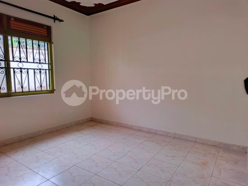 Bungalow Apartment for rent Bweyogerere road Wakiso Central - 7