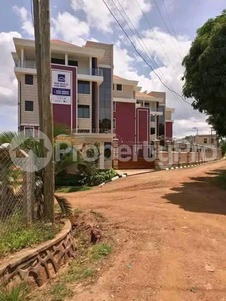 3 bedroom Apartment Block Apartment for rent Mutungo road Wakiso Central - 7