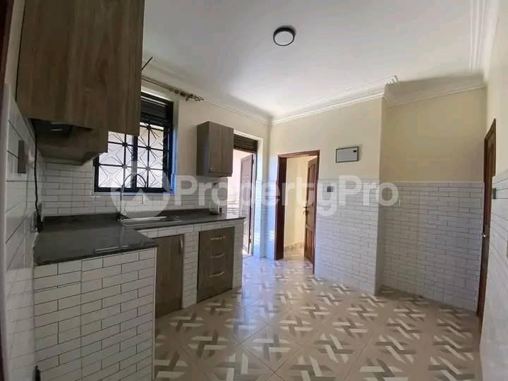 3 bedroom Apartment Block Apartment for rent ntinda road Kampala Central - 8