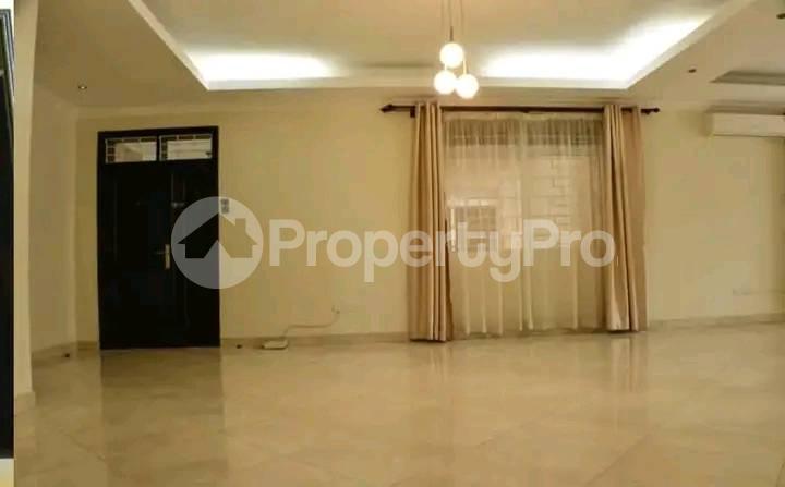 4 bedroom Apartment Block Apartment for rent kololo road Kampala Central - 7