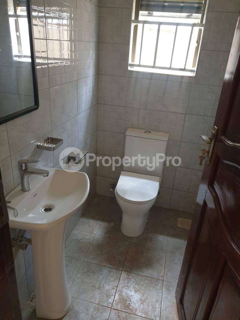 4 bedroom Bungalow Apartment for rent namugongo road Wakiso Central - 5