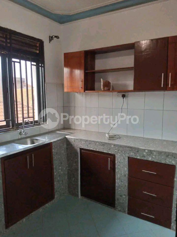 1 bedroom mini flat  Apartment Block Apartment for rent kisaasi road Kisaasi Kampala Central - 4
