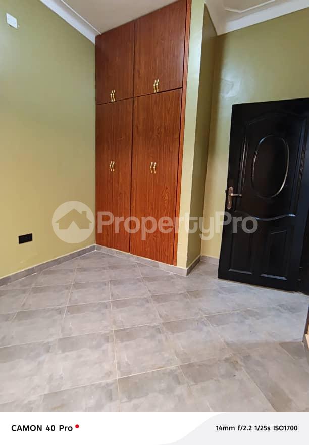 1 bedroom mini flat  Bungalow Apartment for rent Kisaasi road  Kisaasi Kampala Central - 5