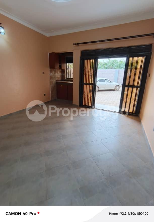 1 bedroom mini flat  Bungalow Apartment for rent Kisaasi road  Kisaasi Kampala Central - 7