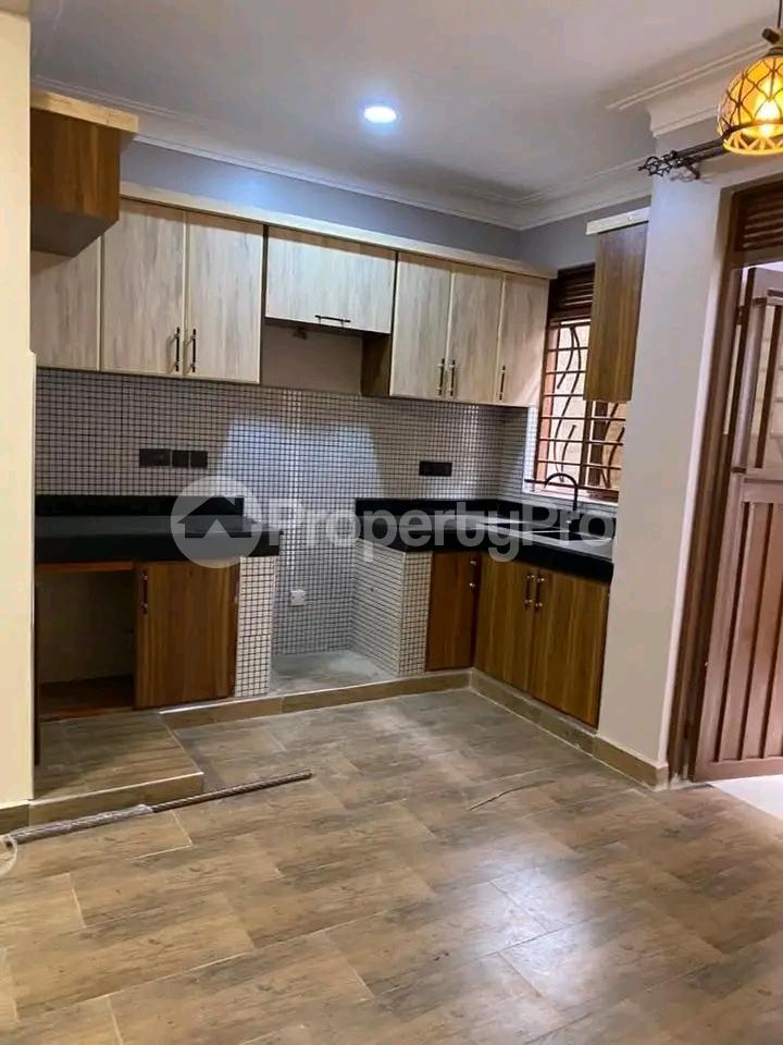 1 bedroom mini flat  Apartment Block Apartment for rent Bweyogerere road  Kampala Central Kampala Central - 8