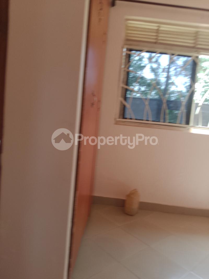 1 bedroom mini flat  Bungalow Apartment for rent Kyaliwajjala road  Kampala Central Kampala Central - 1
