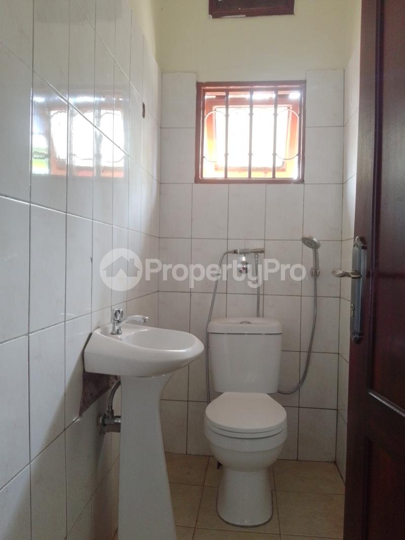 3 bedroom Bungalow Apartment for rent Namugongo road  Kampala Central - 9