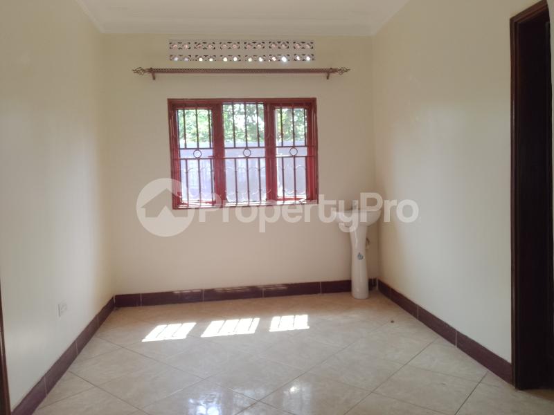 3 bedroom Bungalow Apartment for rent Namugongo road  Kampala Central - 11