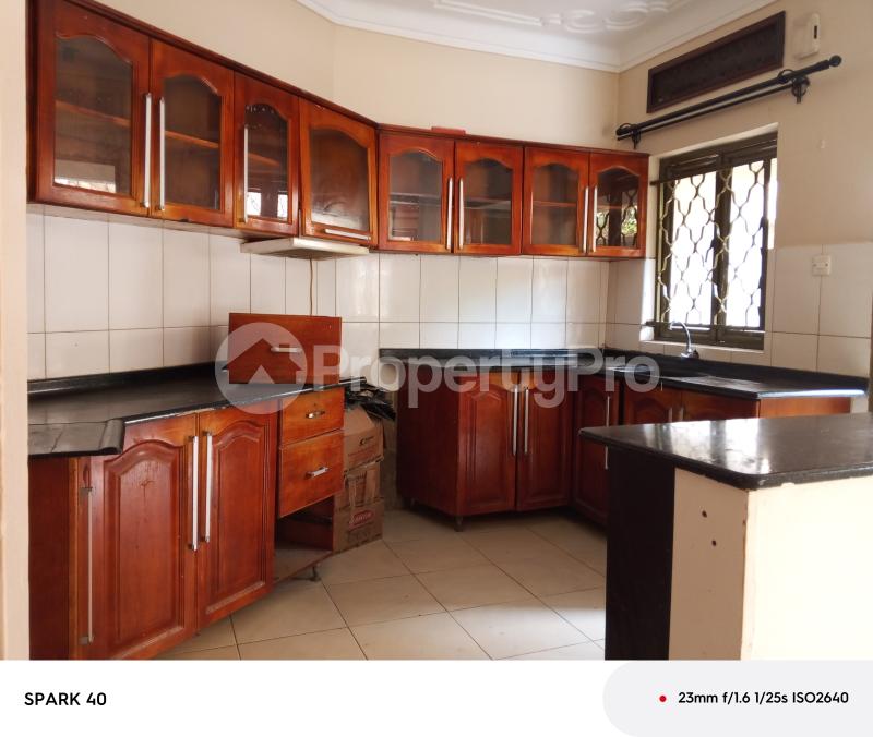 4 bedroom Bungalow Apartment for rent Kyaliwajjala  Kampala Central Kampala Central - 9