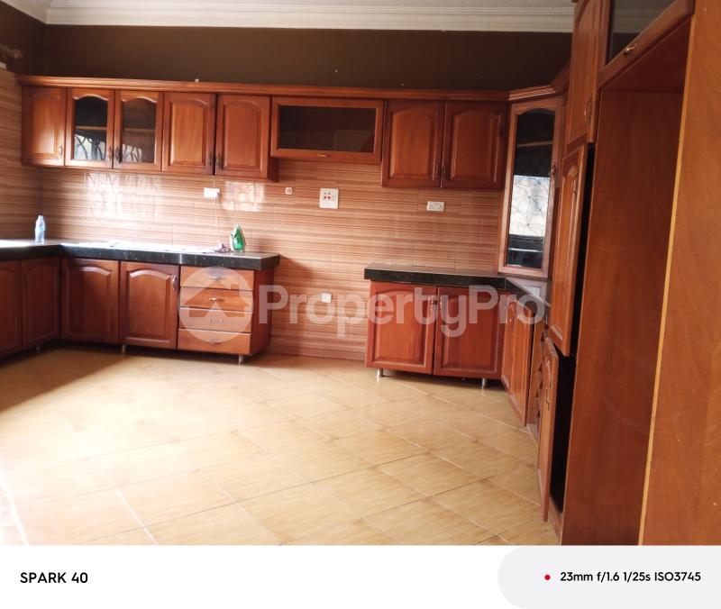4 bedroom Bungalow Apartment for sale Kyaliwajjala road  Kampala Central Kampala Central - 2