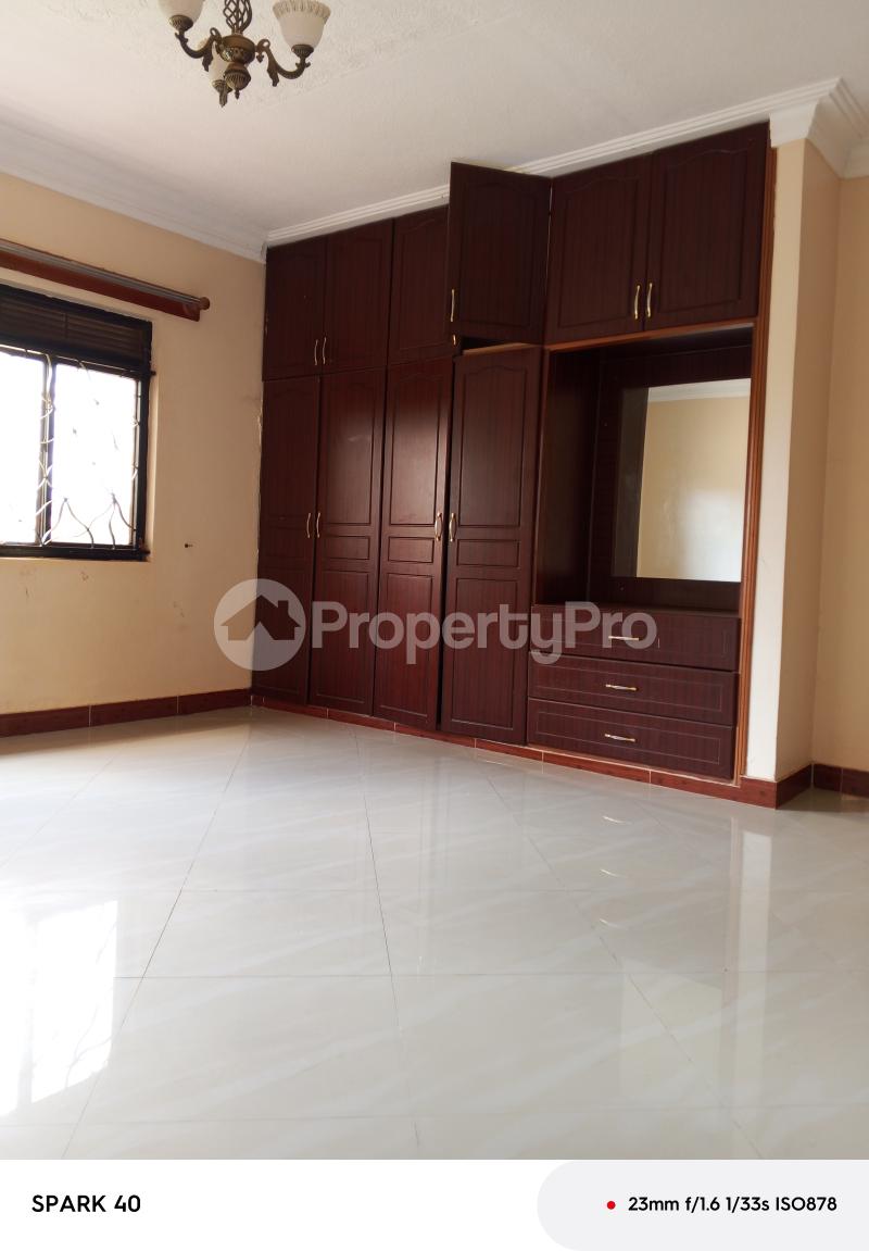 4 bedroom Bungalow Apartment for sale Kyaliwajjala road  Kampala Central Kampala Central - 8