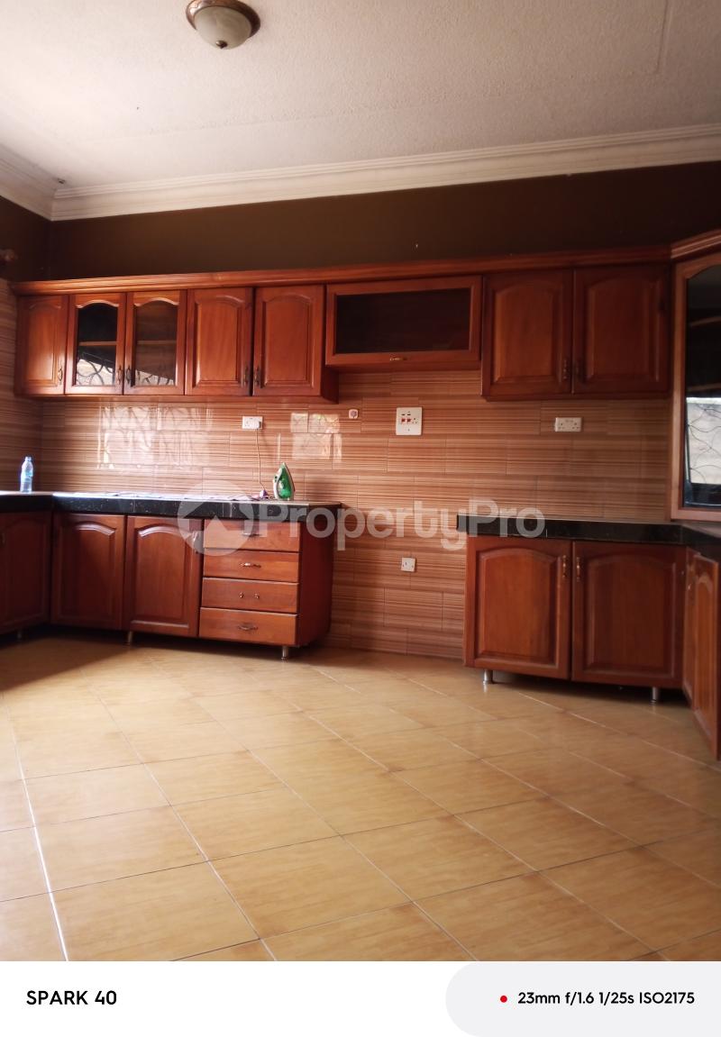 4 bedroom Bungalow Apartment for sale Kyaliwajjala road  Kampala Central Kampala Central - 6
