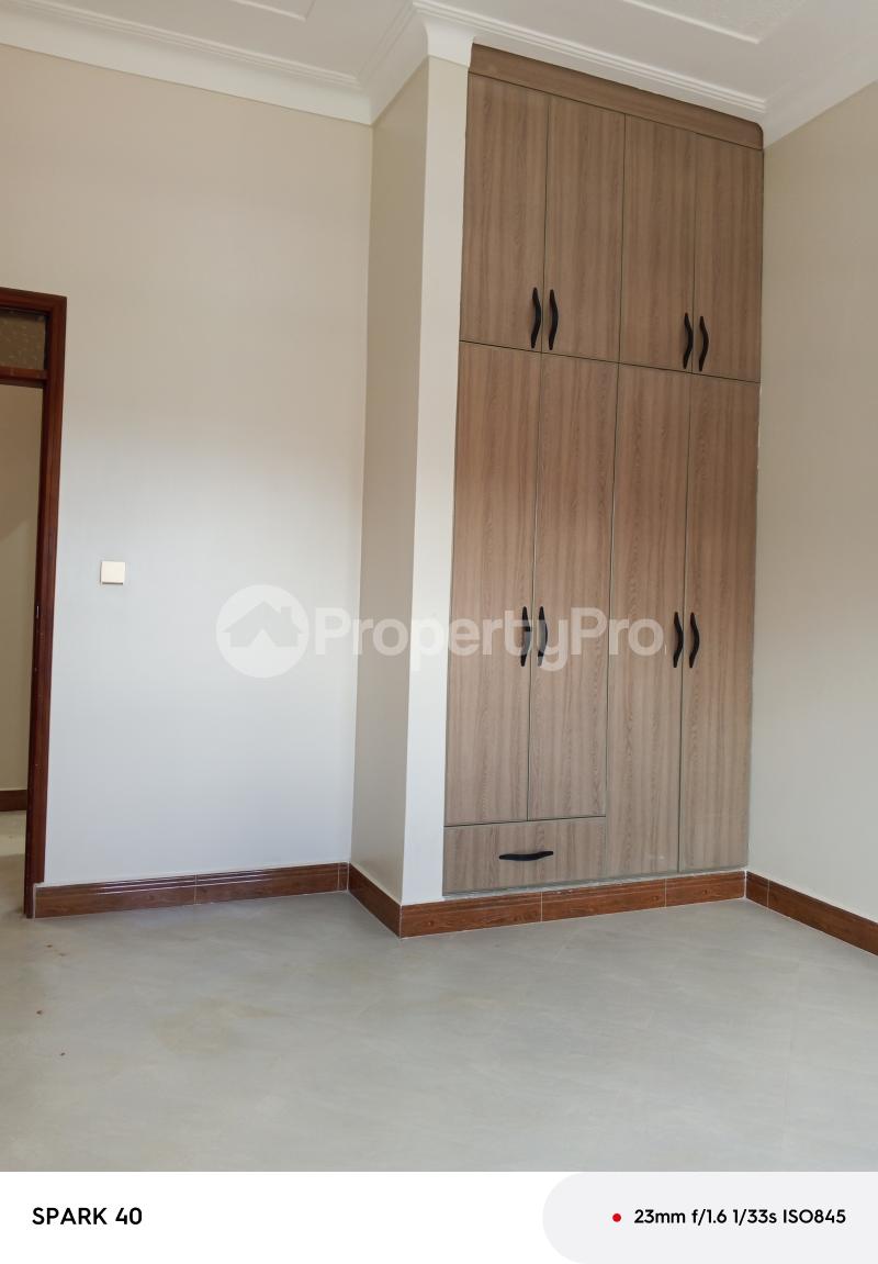 4 bedroom Bungalow Apartment for sale Namugongo esawo estate  Kampala Central Kampala Central - 8