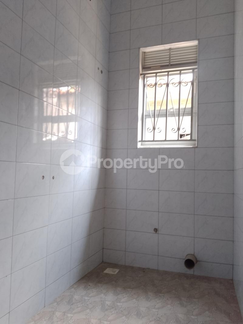 4 bedroom Bungalow Apartment for sale Kira road  Kira Wakiso Central - 6