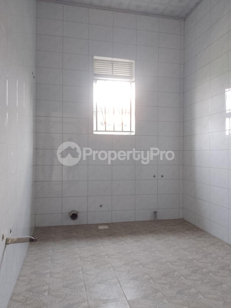 4 bedroom Bungalow Apartment for sale Kira road  Kira Wakiso Central - 9