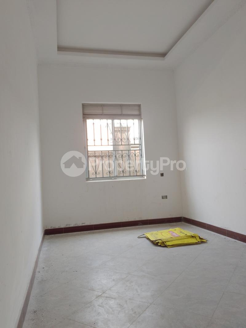 4 bedroom Bungalow Apartment for sale Kira road  Kira Wakiso Central - 8