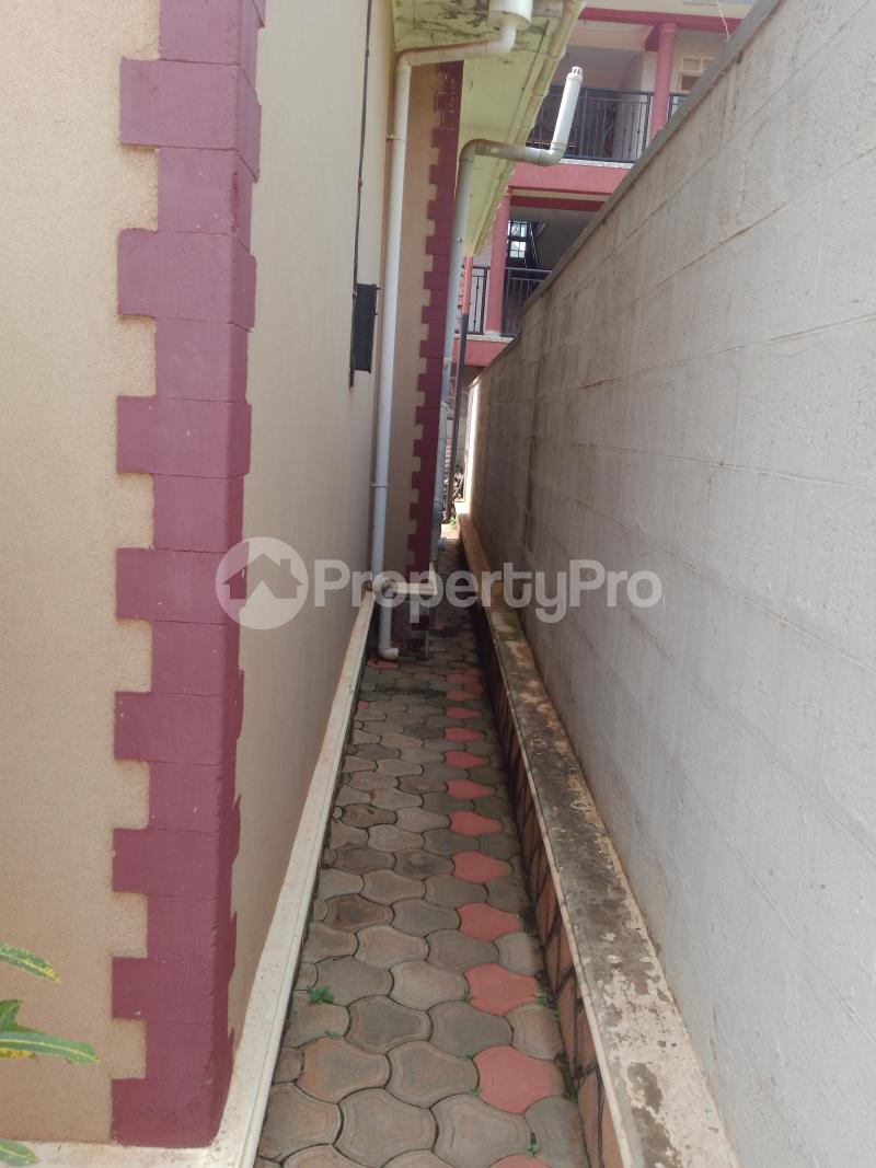4 bedroom Bungalow Apartment for sale Kira road  Kampala Central Kampala Central - 5