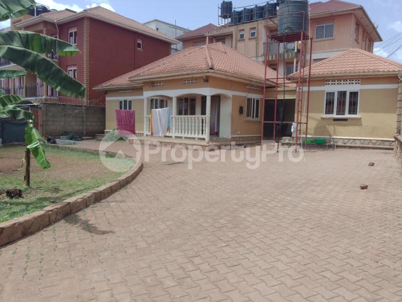 4 bedroom Bungalow Apartment for sale Kyaliwajjala  Kampala Central Kampala Central - 1