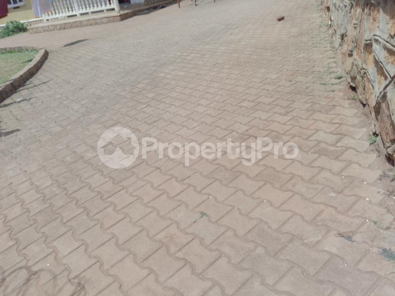 4 bedroom Bungalow Apartment for sale Kyaliwajjala  Kampala Central Kampala Central - 5