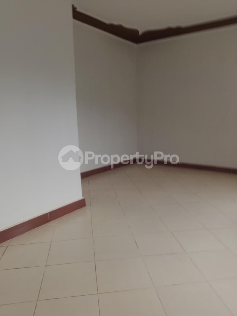 4 bedroom Bungalow Apartment for sale Seeta lumuli  Mukono Mukono Central - 14