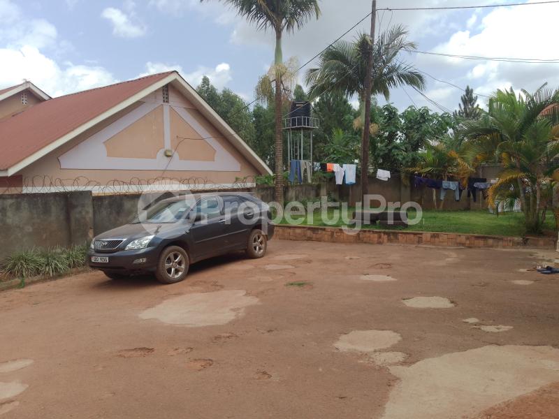 4 bedroom Apartment for sale Mukono Namilyango road  Mukono Mukono Central - 5