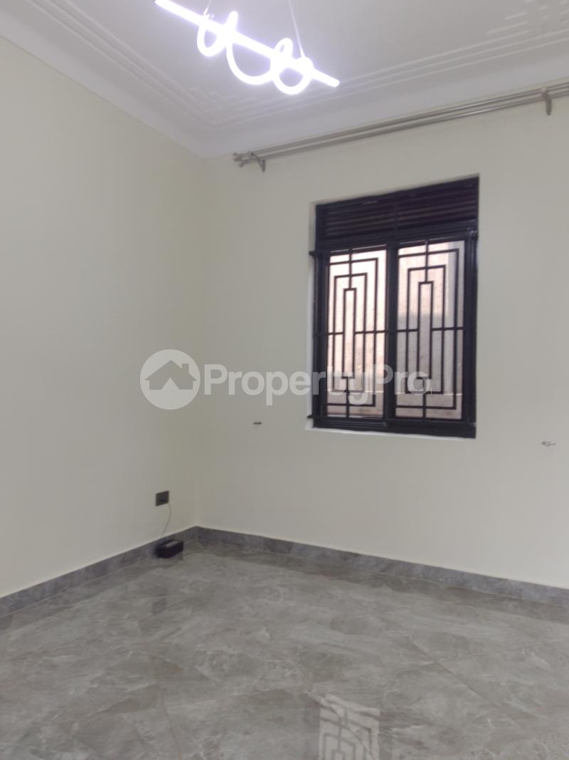 1 bedroom mini flat  Bungalow Apartment for rent Namugongo road  Kampala Central Kampala Central - 3