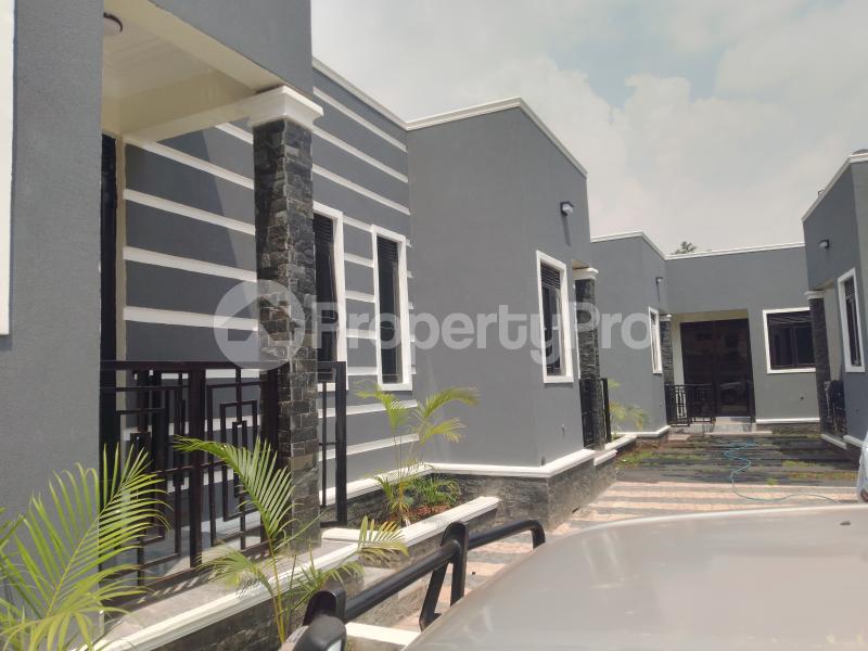 1 bedroom mini flat  Bungalow Apartment for rent Namugongo road  Kampala Central Kampala Central - 6