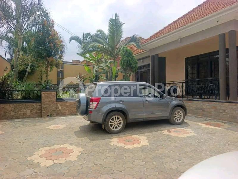 4 bedroom Villa for sale Kira mamerito road  Kira Wakiso Central - 1