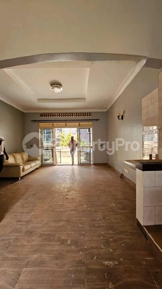 2 bedroom Apartment Block Apartment for rent namugongo road Wakiso Central - 8