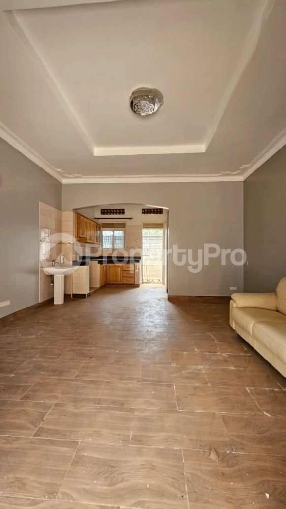 2 bedroom Apartment Block Apartment for rent namugongo road Wakiso Central - 4
