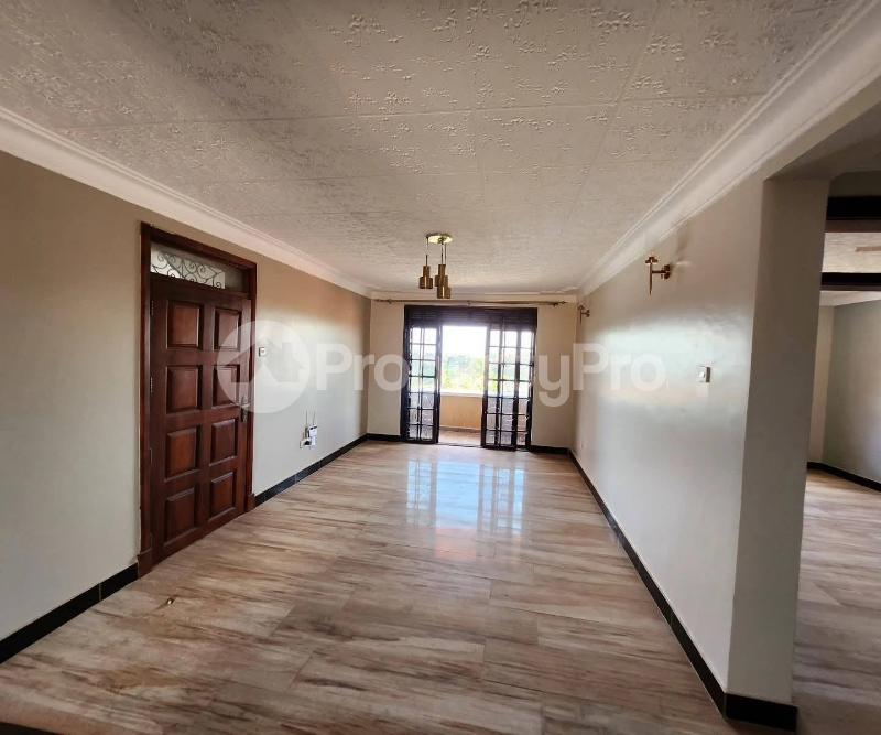 2 bedroom Apartment Block Apartment for rent namugongo road Wakiso Central - 11