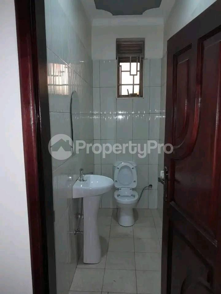 2 bedroom Apartment Block Apartment for rent kireka road Wakiso Central - 6