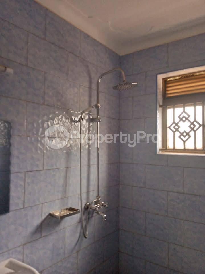 3 bedroom Apartment Block Apartment for rent kasangati road Kira Wakiso Central - 14