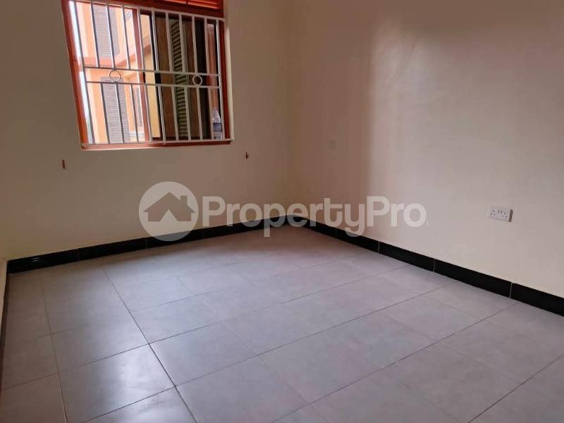 2 bedroom Apartment Block Apartment for rent namugongo road Wakiso Central - 4