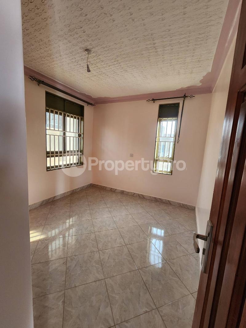 1 bedroom mini flat  Apartment Block Apartment for rent kyaliwajjala road Wakiso Central - 5