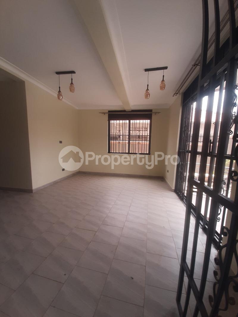 2 bedroom Apartment Block Apartment for rent kyaliwajjala road Wakiso Central - 6