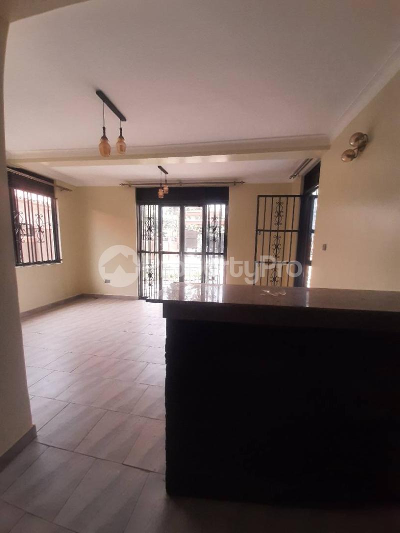2 bedroom Apartment Block Apartment for rent kyaliwajjala road Wakiso Central - 3
